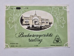 Badacsonyvidéki rizling - retro boros címke Badacsony Vidéki Pincegazdaság Balatonfüred