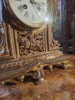 ANTIK ARANYOZOTT ÖNTÖTTVAS KANDALLÓÓRA 1880