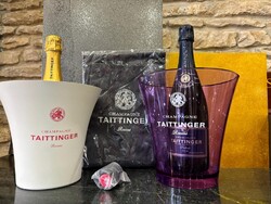 Taittinger Champagne Ajándékszett – Francia Pezsgős Kiegészítők Gyűjteménye
