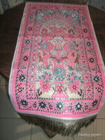 Gyönyörű vintage stílusú mokett falvédő / szőnyeg