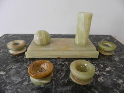 Eredeti art deco márvány íróasztal dísz szett (asztali tolltartó + 4 db gyertyatartó )