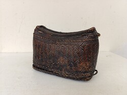 Antik ázsiai néprajz népművészet muzeális eszköz fonott bambusz nád fedeles kosár kas tartó 552 3180