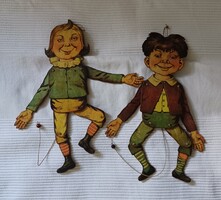 Antik festett fa marionett bábu-pár: Max & Moritz
