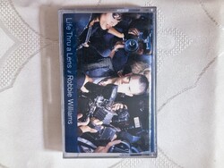 Robbie Williams – Life Thru A Lens *Audio kazetta