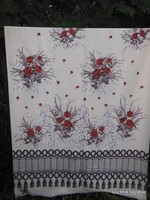 FÜGGÖNY - ÚJ - ALKUKÉPES - 500 x 145 cm - 1950 - 1990 - ig GYÁRTOTT - KERESZTSZEMES TŰCSIPKE