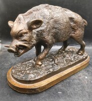 Vaddisznós bronz szobor, nagyobb méretű, 22 x 14 cm-es. 3882b