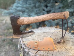 Eladó szakállas balta