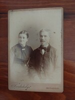 Antik férfi fotó Szerdahelyi fényképész Budapest Albrecht út műhelyéből 1880