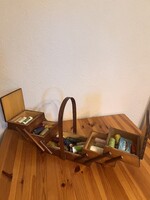 Régi fa emeletes varró doboz, ládika
