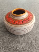 B. Vàrdeàk Ildikó keràmia vàza