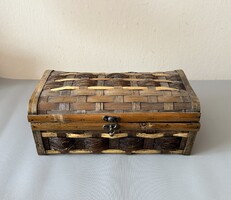 Vintage nagyobb méretű rattan tárolódoboz
