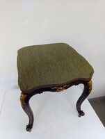 Antik neobarokk bútor kárpitozott keményfa pihenő szék ülőke zsámoly színház film dekoráció 219 3191