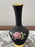 Altwien Karlsbad kézfiestett porcelán váza