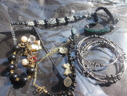 HARMADÁÉRT. 5 db fekete ÚJ, karkötö csomag , 9 sz.