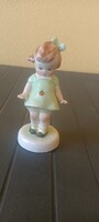 Katicás kislány kerámia figura.