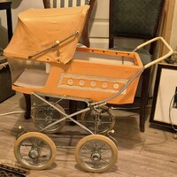 Retro játék babakocsi /SZEMÉLYES ÁTVÉTELLEL/