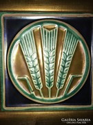 Zsolnay búzás csempe.