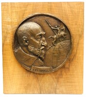 Olcsai-Kiss Zoltán (1895-1981): Cervantes - Don Quijote de la Mancha, bronz fali kisplasztika