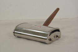 Morzsaszedő kefe fém borítással A364