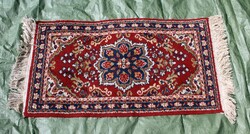 Vékonyabb  kicsi bordós szőnyeg