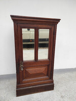 Antik tükrös szekrényke felújítandó állapotban 512 4904