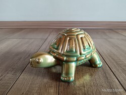 Régi Zsolnay Nádor Judit eozin modern teknős figura