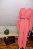 Új  Only  gyönyörű  overál   S es méret .