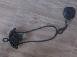 Kovácsoltvas lámpa