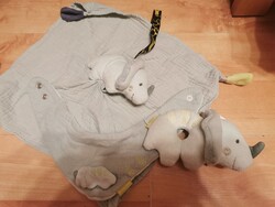 Szundikendő játékokkal 420. (Babydream, Beauty Baby)  - Nappy with toys 420.