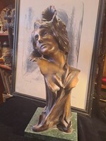 L. MARCHUND JELZÉSSEL : FIATAL HÖLGY BRONZ BÜSZTJE