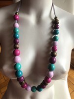 Színes fa gyöngyök szalagon - divatos gyöngysor (d)