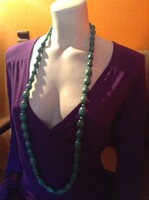 Csinos hosszú zöld fa gyöngysor, pulóverre, garbóra is remek! (d)