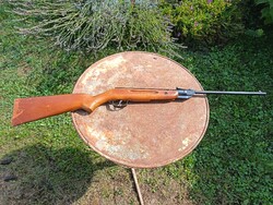 Slavia 618 légpuska.