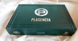 Plasencia - nicaraguai fa szivardoboz