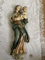 Antik nagy faragott fa szobor Mária Kis Jézussal szépen festve.