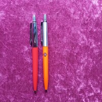 2 db Parker toll, az egyik retro INA Parker Jotter – Made in England