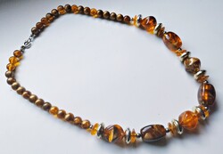 Retro műanyag nyaklánc