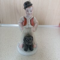 Paraszt fiú puli kutyával, Herendi porcelán figura