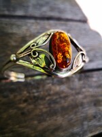 Gyönyörű borostyán köves ezüst karkötő karperec