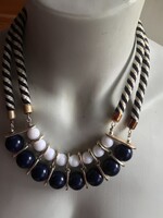 Fashionable Blue-White Necklace (d)