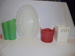 Négy darab retro konyhafelszerelési tárgy együtt - kenyeres kosár, fűszertartó, zacskós tejtartó, ..