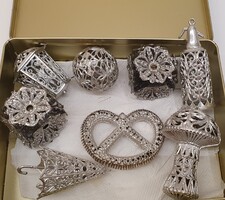 Karácsonyfadísz ezüst csipkés dísz, szódásszifon, esernyő stb.