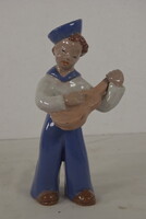 H. Rahmer Mária zenélő matróz szobor A367