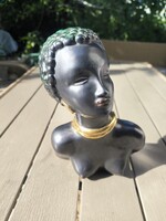 Art t Deco Néger leàny nő ,màzas keràmia. izsépy Margit félakt keràmia