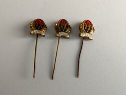 Weiss Manfréd művek zománcozott kitűző- 3db