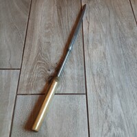 Remek antik rézmarkolatos piszkavas (37x1,9 cm)