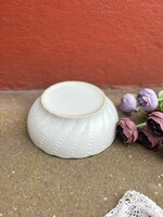 Gyönyörű csavart fehér Cseh  porcelán pogácsástál tál pörköltes levesestál nosztalgia