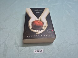 T2852 Stephanie Meyer Alkonyat