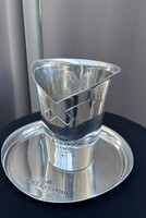 Moët & Chandon – ikonikus francia pezsgőkészlet pezsgőhűtő és szervírozó tálca