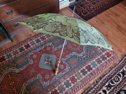 Retro női esernyő utcára, jelmeznek, filmezéshez